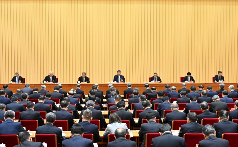 中央經濟工作會議：制定能源強國建設規劃綱要 推動全面綠色轉型-地大熱能